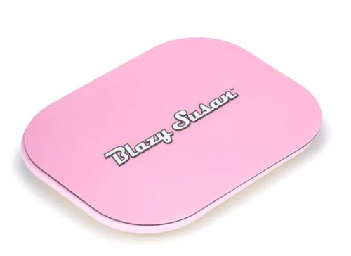 Pink magnetic lid for metal rolling tray, rounded rectangular, BLAZY SUSAN logo.